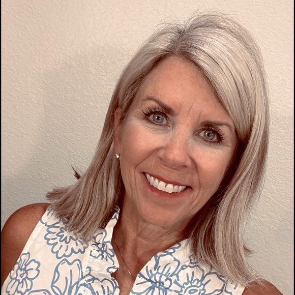 Meet your Posher, Donna - Picture 1 of 1